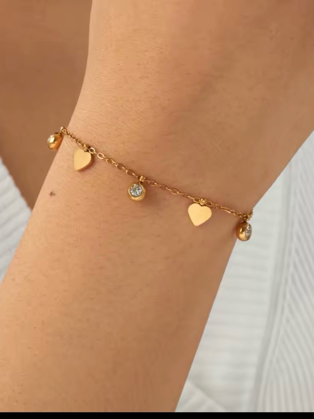 18k Gold plated Heart Charm Bracelet
